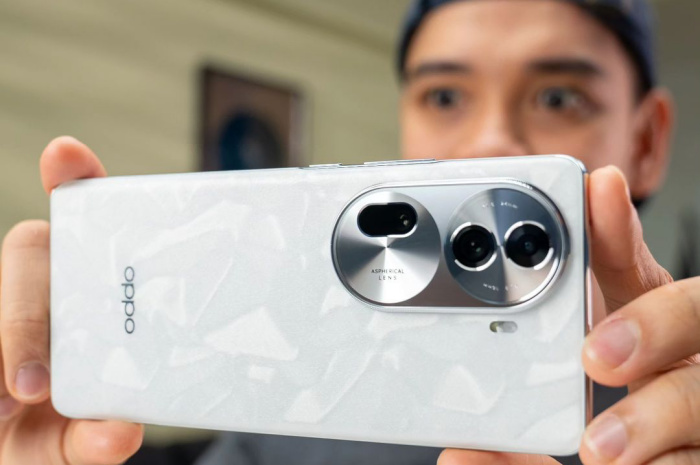 Resmi Dirilis, OPPO Reno 11 Pro 5G Pamer Chipset MediaTek Dimensity 8020 dan RAM 12 GB, Intip Harganya 