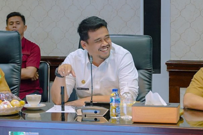 Bobby Tanggapi Soal Gibran Disebut Tak Punya Etika Saat Debat Cawapres: Kalau Mau Santai Silaturhami Namanya