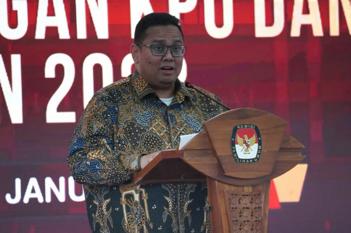 Bawaslu Telusuri Bansos yang Ditempeli Stiker Prabowo-Gibran: Kemarin Kami Dapat Info...