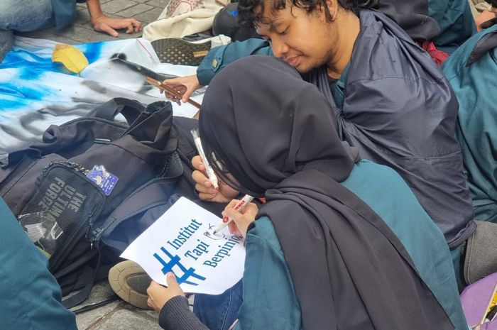 Ada Skema Pinjol untuk Bayar UKT di ITB, Ridwan Kamil: Tak Masalah Jika Bunga Rendah