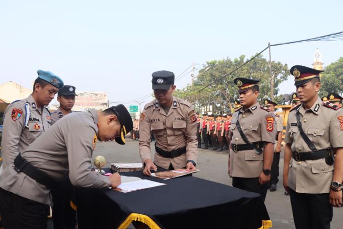 Sejumlah Jabatan Penting di Polres Sukabumi Kota Dirombak