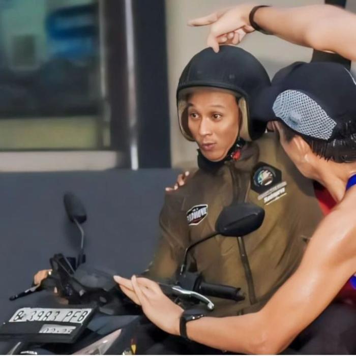 Yuk Bantu Polisi: Temukan dan Tangkap Terduga Pelaku Jambret yang Terfoto di CFD Jakarta
