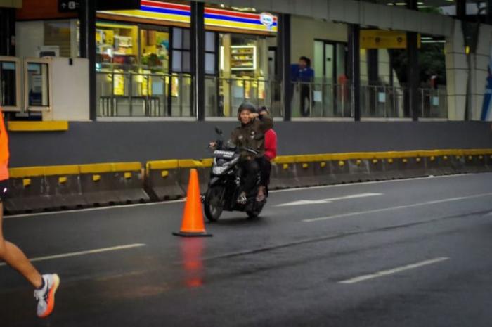 Potret Terduga Pelaku Jambret di CFD Jakarta, Fotografer Roni Asnan: “Mereka Ngeledek”