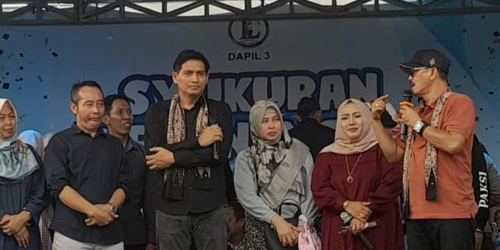 Ulang Tahun ke-45, Lucky Hakim Rayakan Bersama Warga di Jatibarang Indramayu