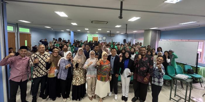 Dorong Mahasiswa Manfaatkan Teknologi dan Digitalisasi, STIAMI Gelar Kuliah Umum Hybrid di Aula 2201