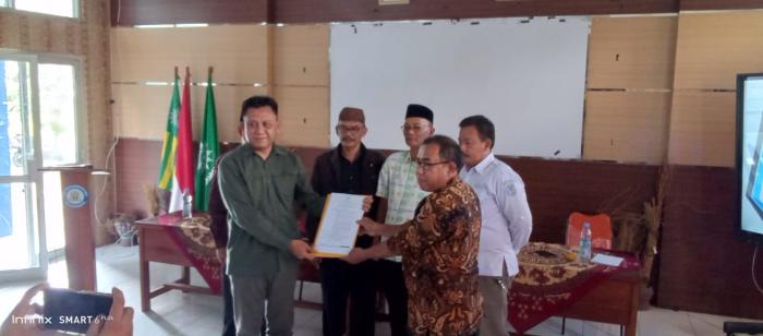 PDM Serahkan SK Kepala SMK Muhammadiyah Majalengka: Kepala Sekolah Dapat Diganti Kapan Saja
