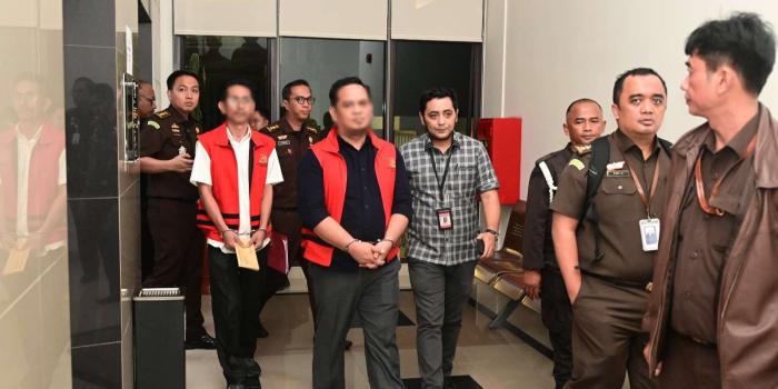 Korupsi 20 M, Wakil Ketua dan Sekretaris DPRD Kabupaten Bekasi 2022-2024 Ditahan Penyidik Kejati Jabar