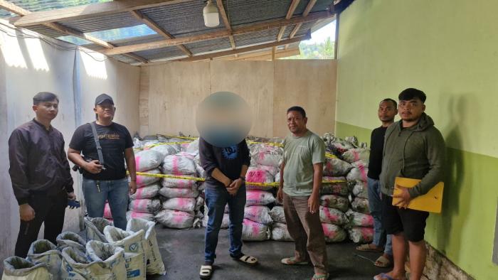 259 Karung Material Hitam Disita Polda Gorontalo, 2 Terduga Pelaku PETI Terancam Hukuman 5 Tahun Penjara dan Denda 100 M