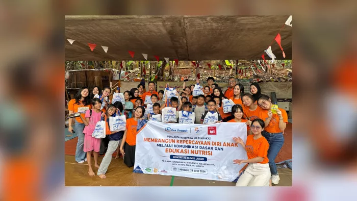 Rayakan Orange’s Day 27th, Mahasiswa FIKOM Universitas Esa Unggul dan Komunitas Gumul Juang Sukses Gelar Program PKM di Jatinegara Jakarta Timur